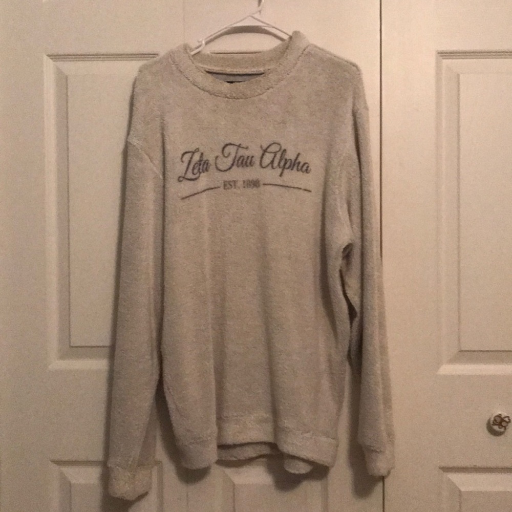 Zeta Tau Alpha woolly sweatshirt